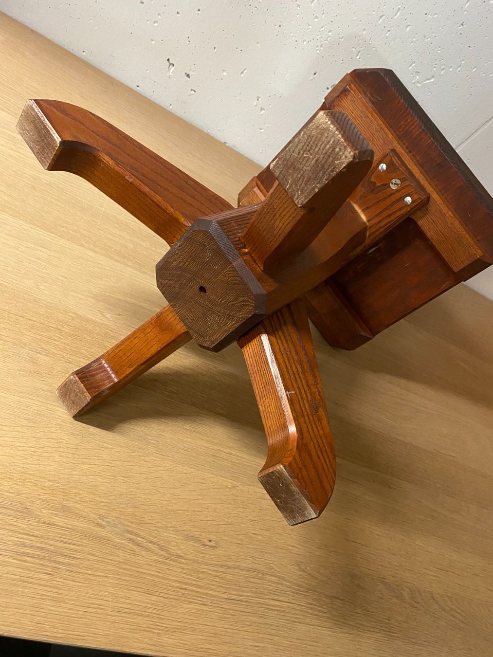 Sgabelli: Holzhocker robust – Usato da Unterterzen venduto da bac_287t 5