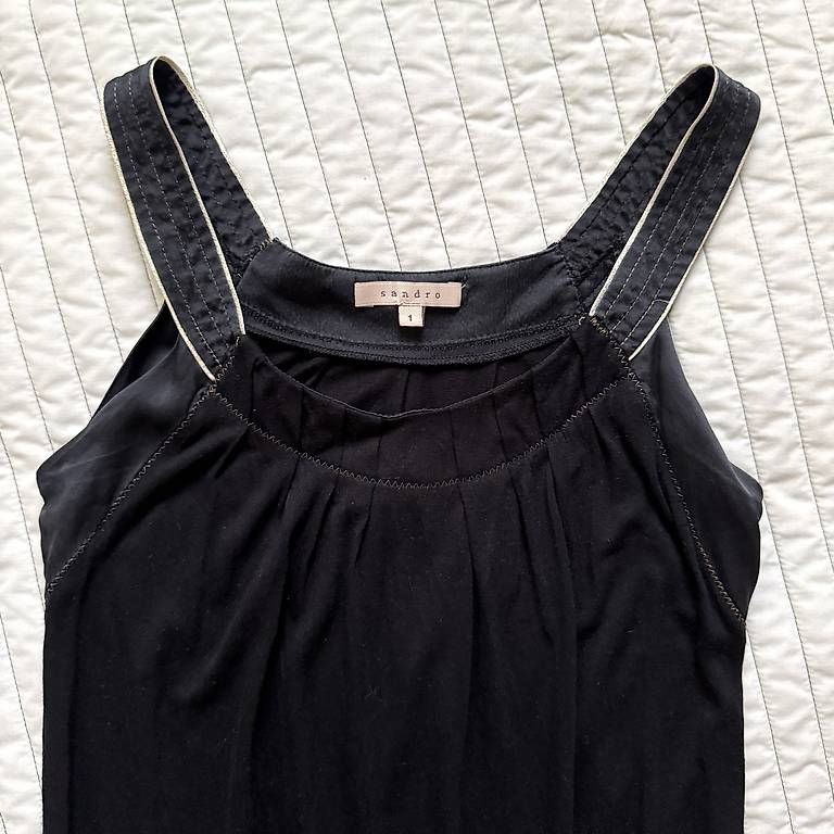 T-shirt: SANDRO Longshirt, Gr. T1, schwarz  – Usato da Basel venduto da AMV_14a