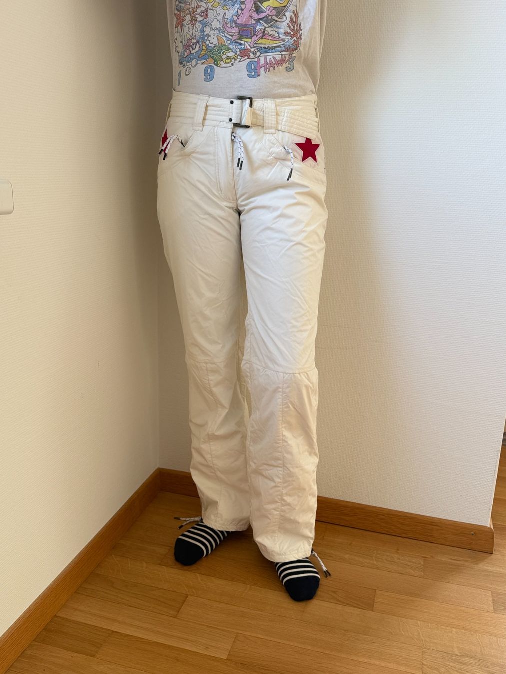 Jet Set Pantaloni: Jet Set Skihose in weiss Gr.1 – Nuovo (secondo la descrizione) da Neerach venduto da topshotta 5