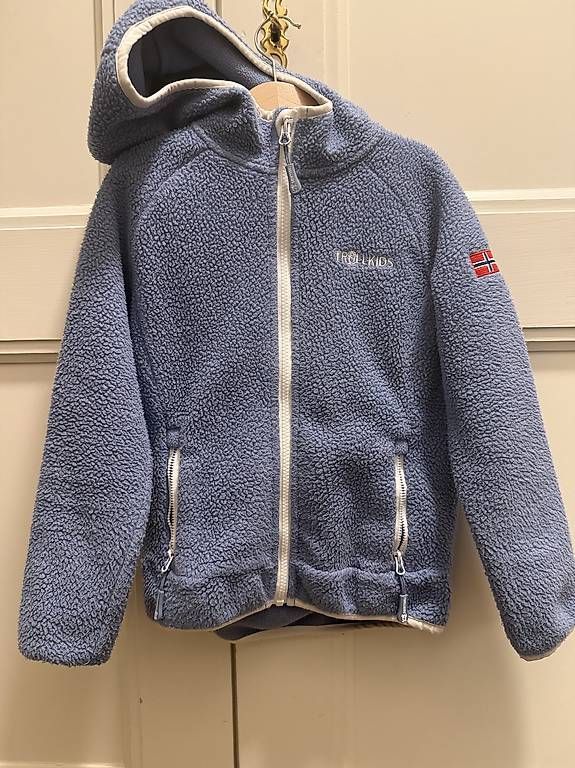 Jacken & Mäntel: Veste polaire - 128cm – Gebraucht aus Pully von ant_klw6