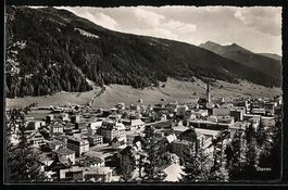 AK Davos, Teilansicht mit Bergen