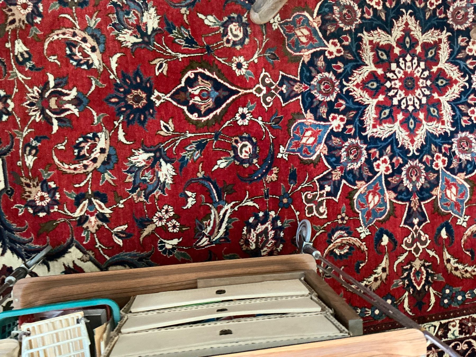 Tapis: Orientteppich mit Blumenmuster rot blau gebraucht – D'occasion à Birsfelden par Sira1961 6