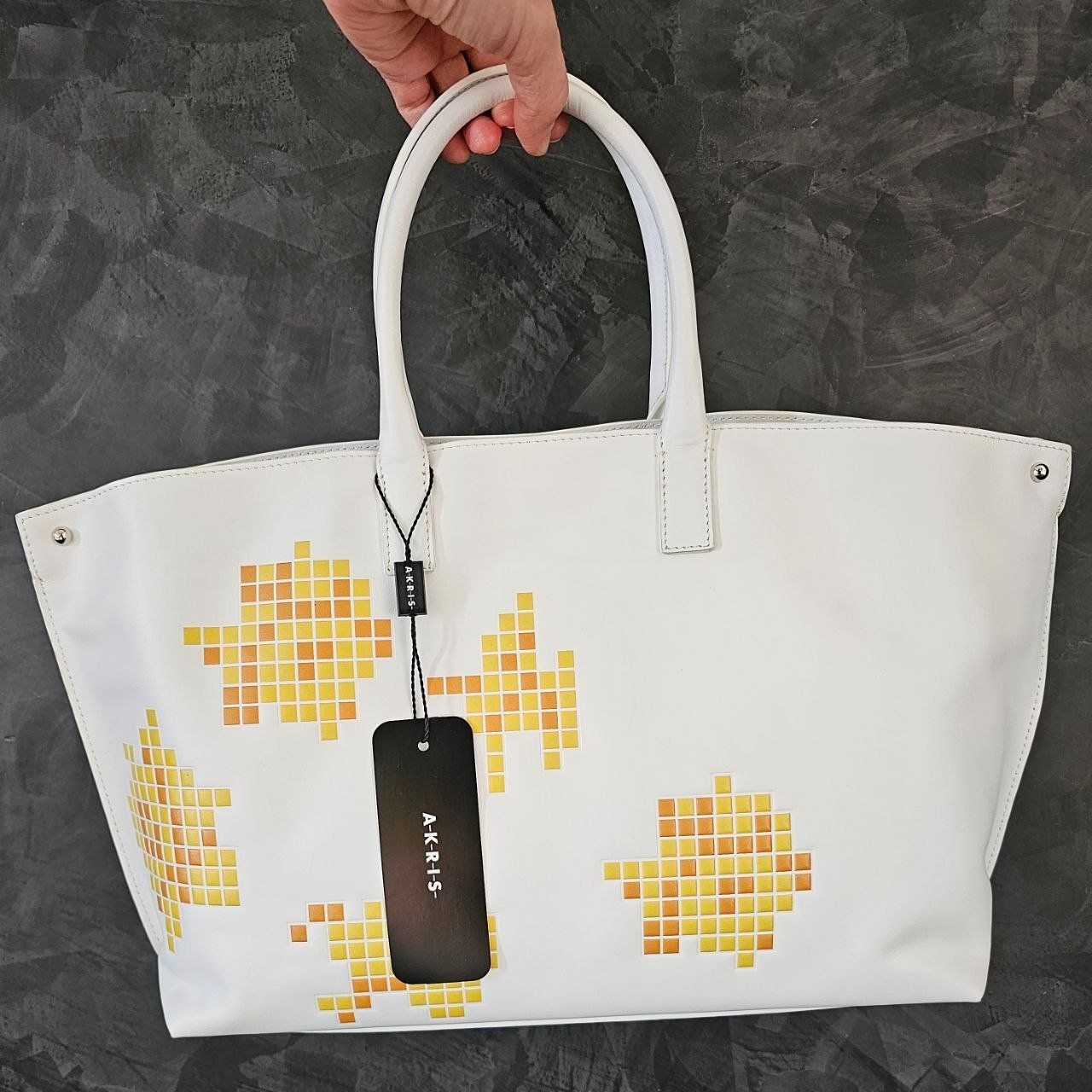 Akris Borse da donna: NEW AKRIS Ai Small Tote Bag – Nuovo e nell'imballaggio originale da Origlio venduto da ann_q6qv 8