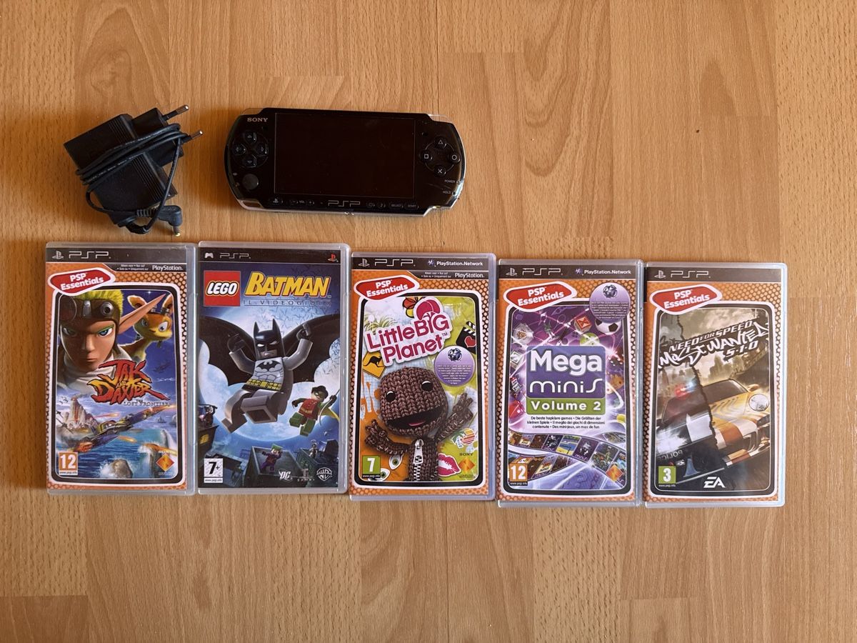 Sony Console: Sony PSP nera + 6 giochi – Usato da Arzo venduto da bro_l99m