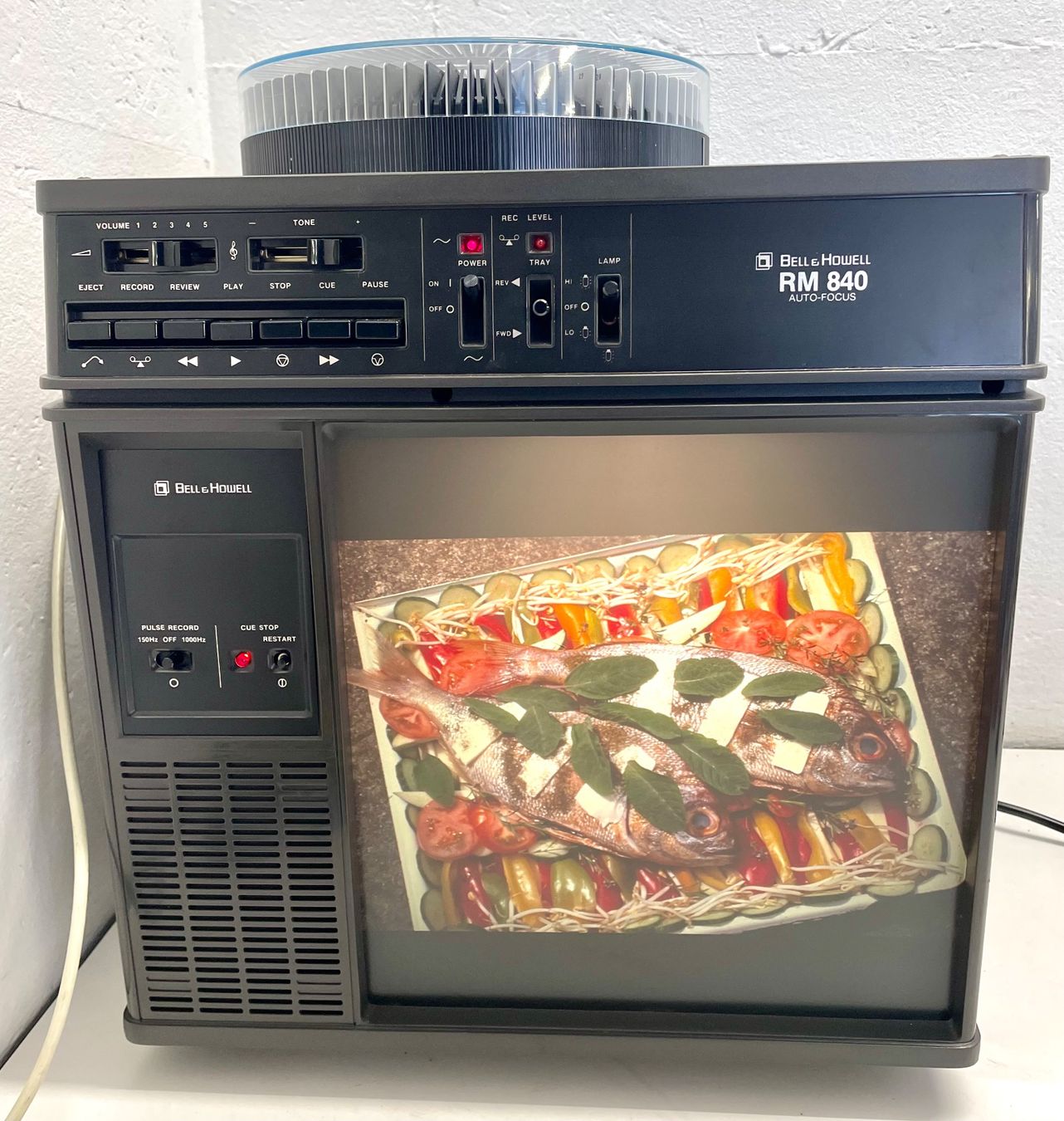 Proiettori: Bell & Howell RINGMASTER Slide Projector Model 840A – Usato da Niederdorf venduto da LeptonAG 1