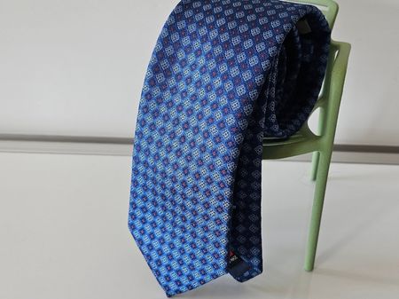 Krawatte hochwertig gewoben neu und originalverpackt blau