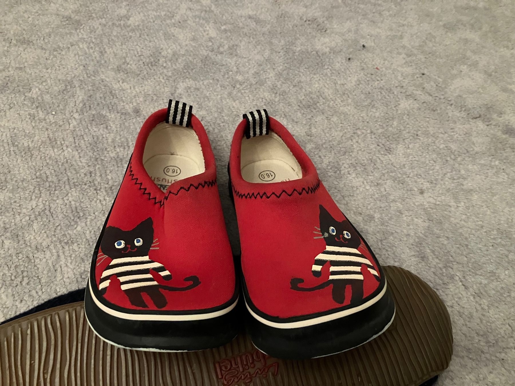 Schuhe für Jungen: Badeschuhe Gr. 26 – Gebraucht aus Biel/Bienne von pantiger