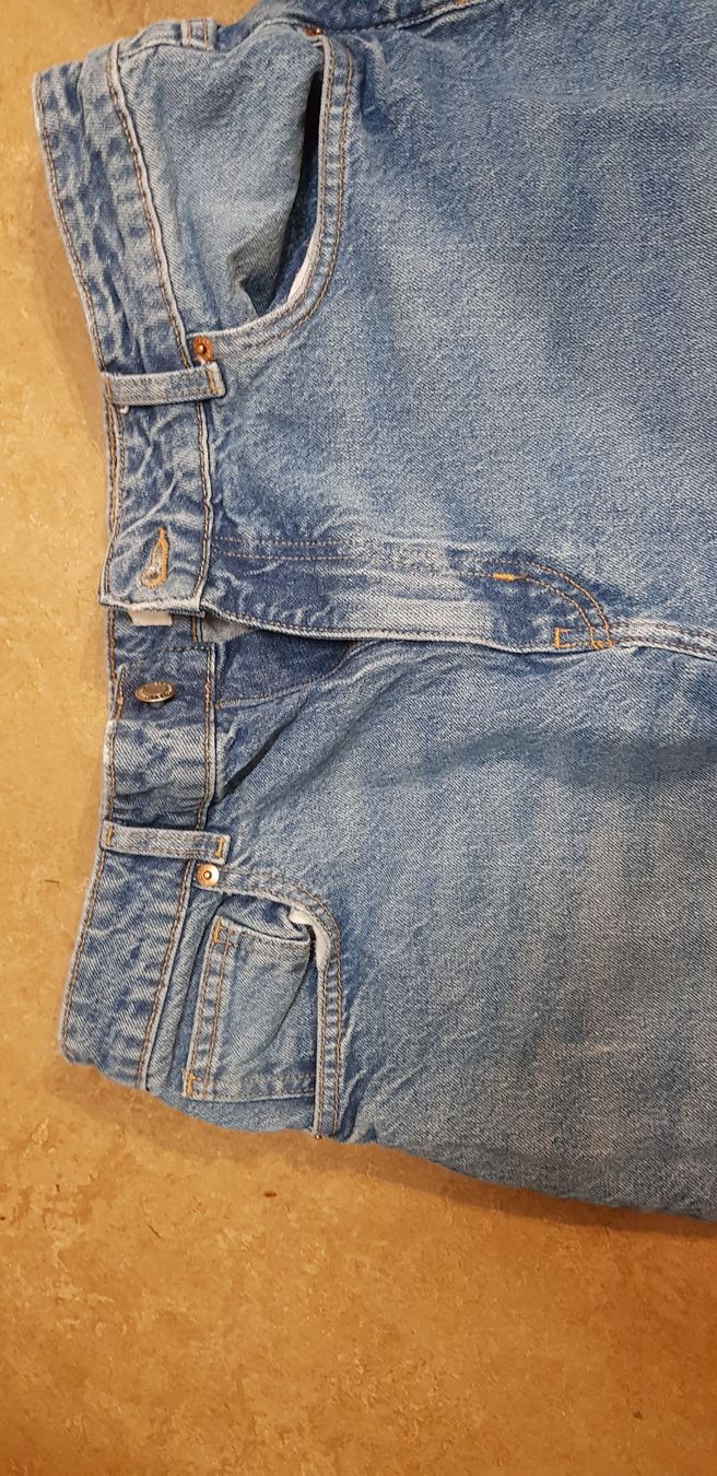 Jeans: Jeans Grösse 42 – Usato da Uznach venduto da Bilkev 1