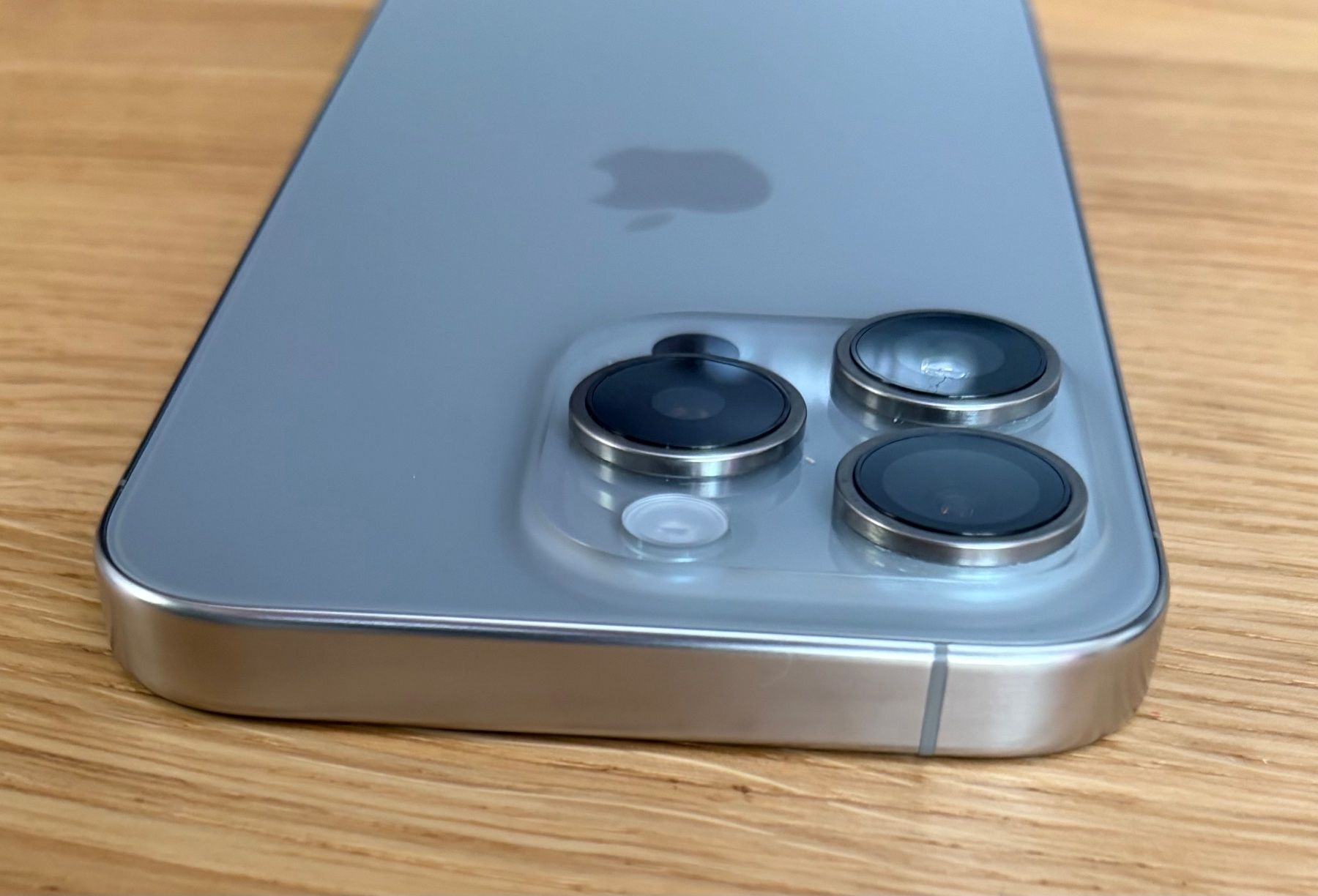 Apple Telefoni cellulari / Smartphones: iPhone 15 Pro 128GB Silber – Nuovo (secondo la descrizione) da Winterthur venduto da Haesle 4