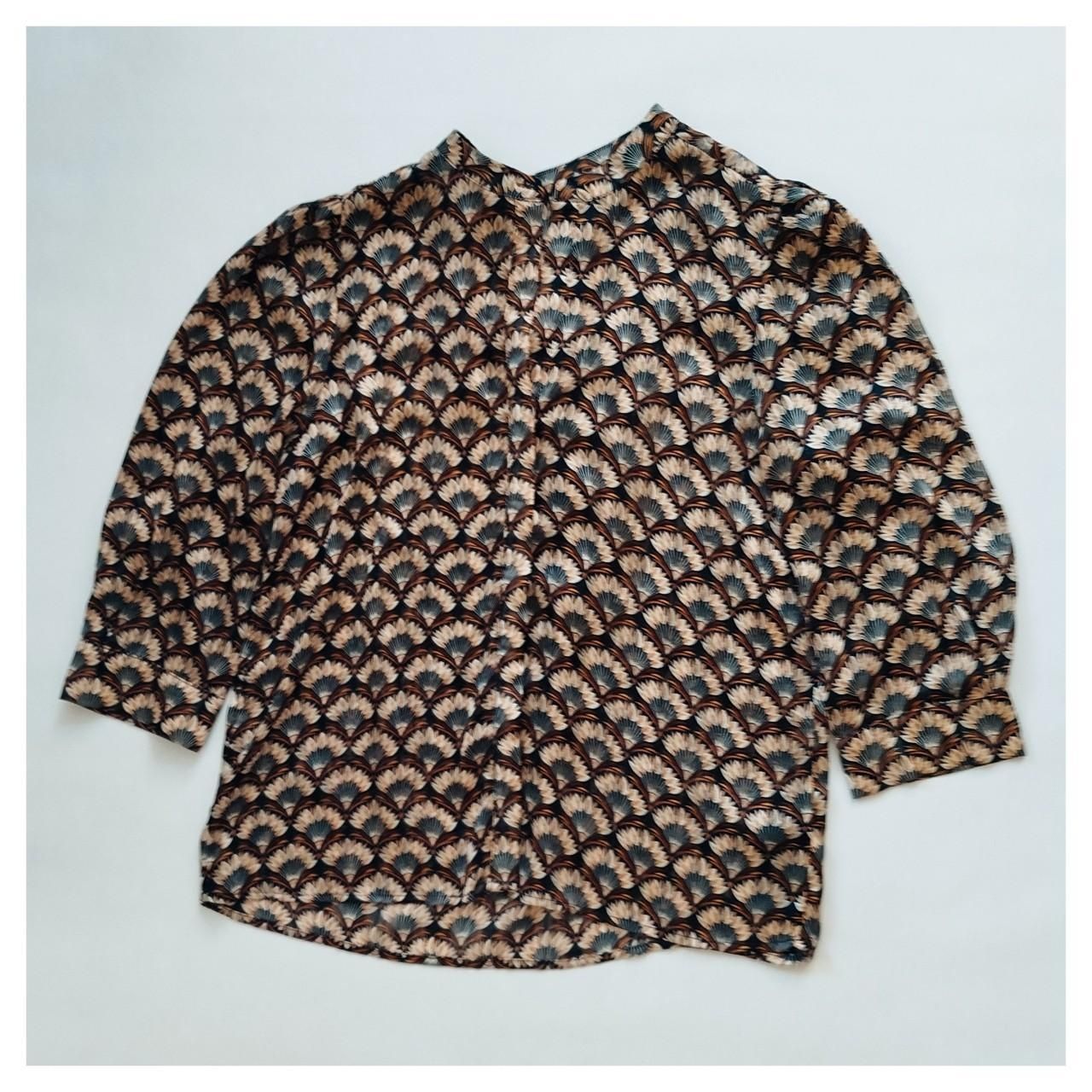 Blusen: Farbige Bluse mit halblangen Ärmeln – Gebraucht aus St. Gallen von jbu_ns6v 1