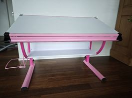 Mädchen Pult