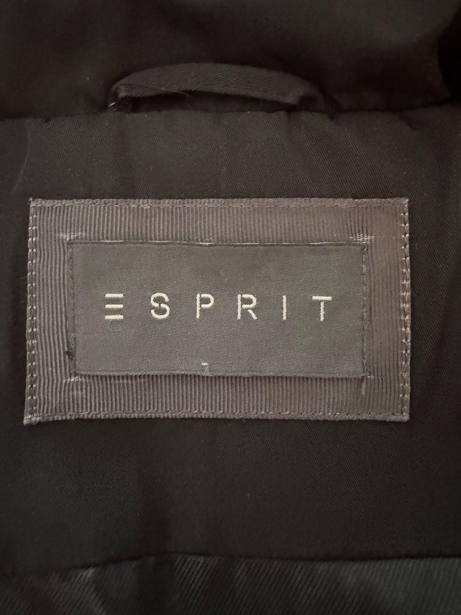 Esprit Cappotti: Damen Daunenjacke schwarz Grösse S – Usato da Dübendorf venduto da ClaraS. 2