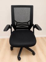 Chaise de bureau JYSK ASPERUP – Maille noire / Tissu noir