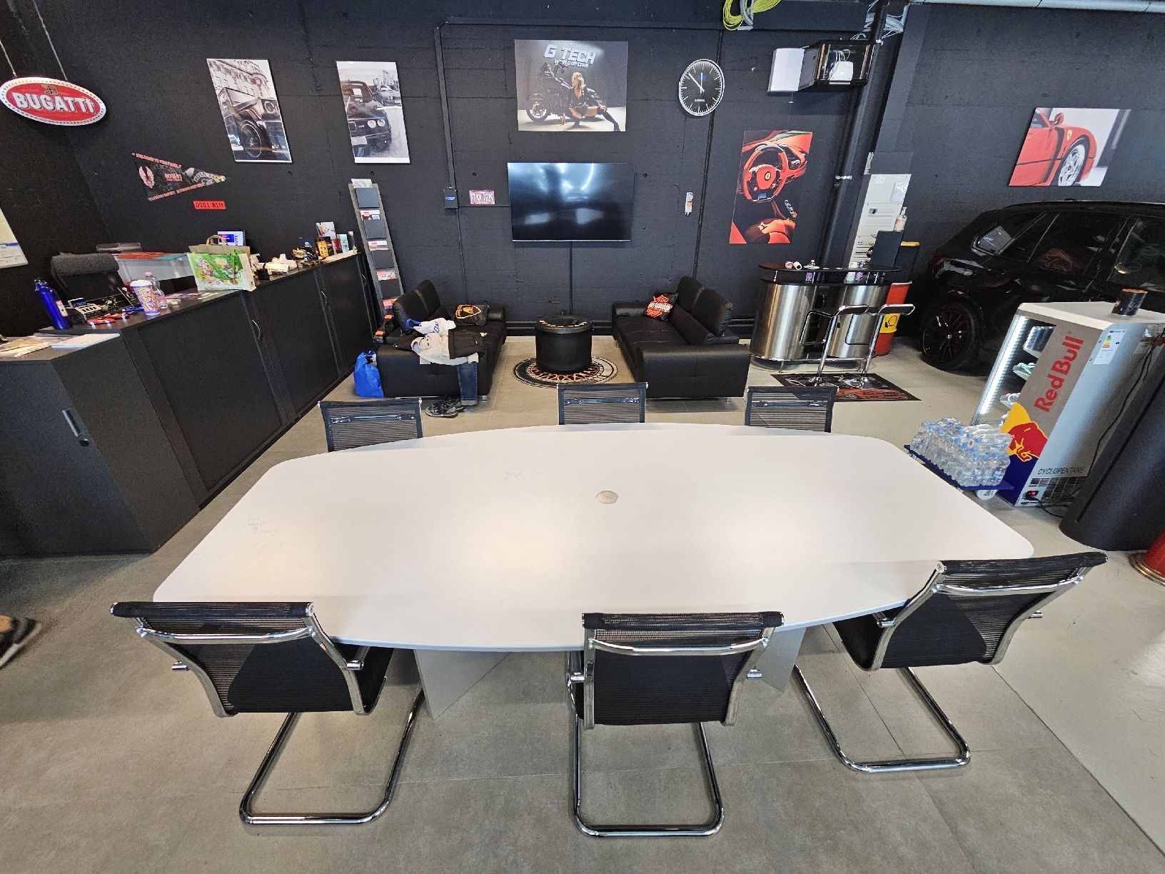 Set di tavolo e panche: Bürotisch – Usato da Winterthur venduto da JaskoSa 1