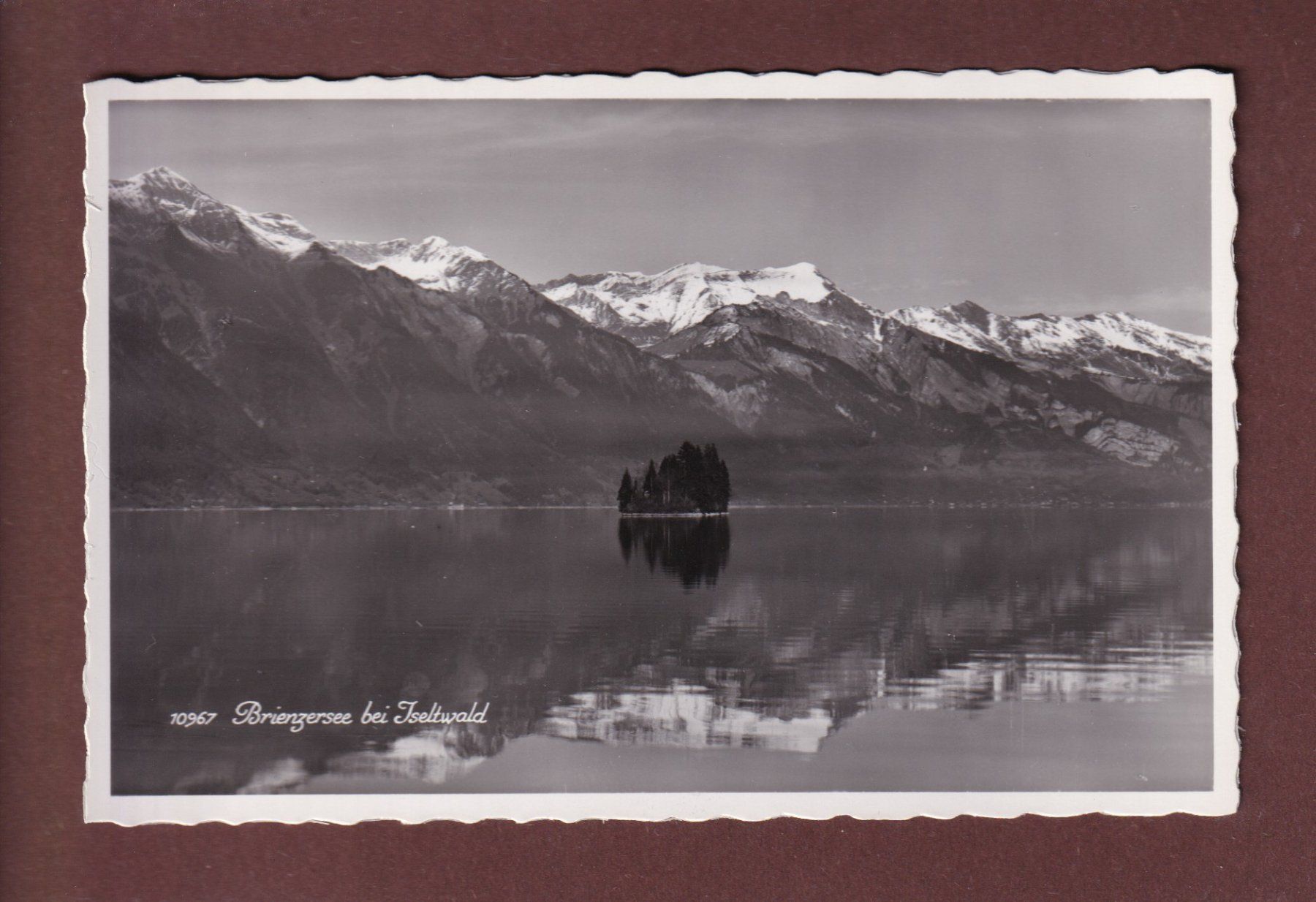 Cartes postales: BRIENZERSEE bei Iseltwald – D'occasion à Pully par nicecards-shop