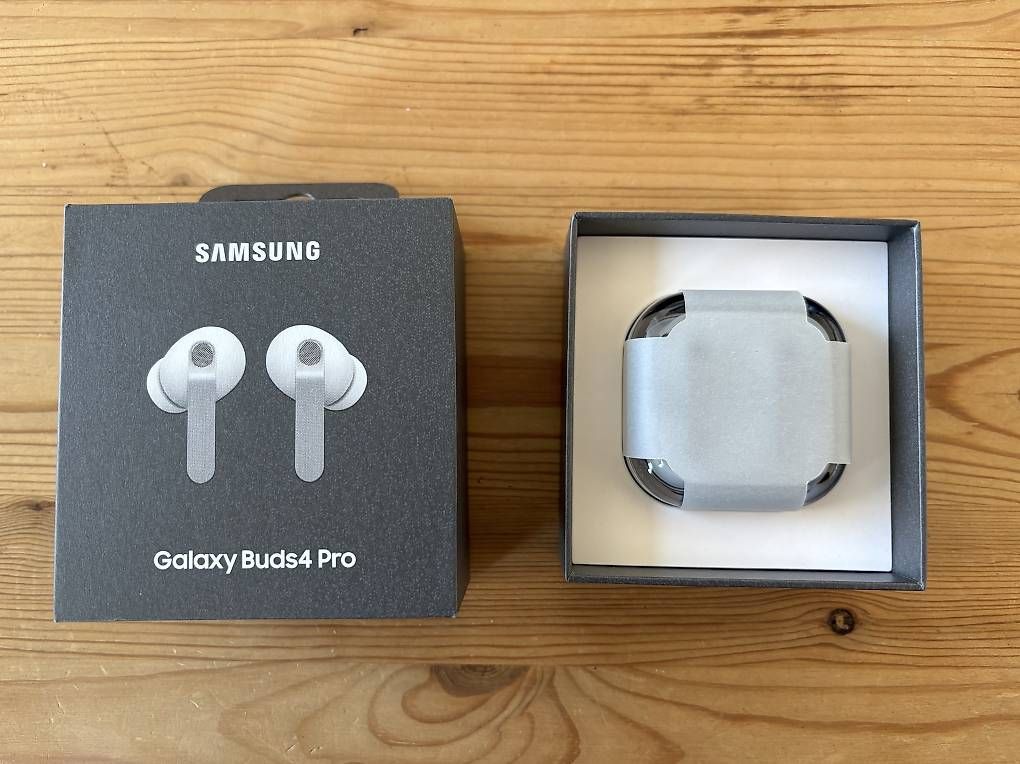 Samsung Casques audio: Galaxy Buds4 Pro NEU – D'occasion à Bern par sama95 1