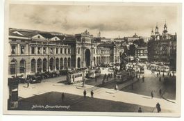 ZÜRICH Hauptbahnhof, Odtimer, Auto, Tram, Tram, Tram