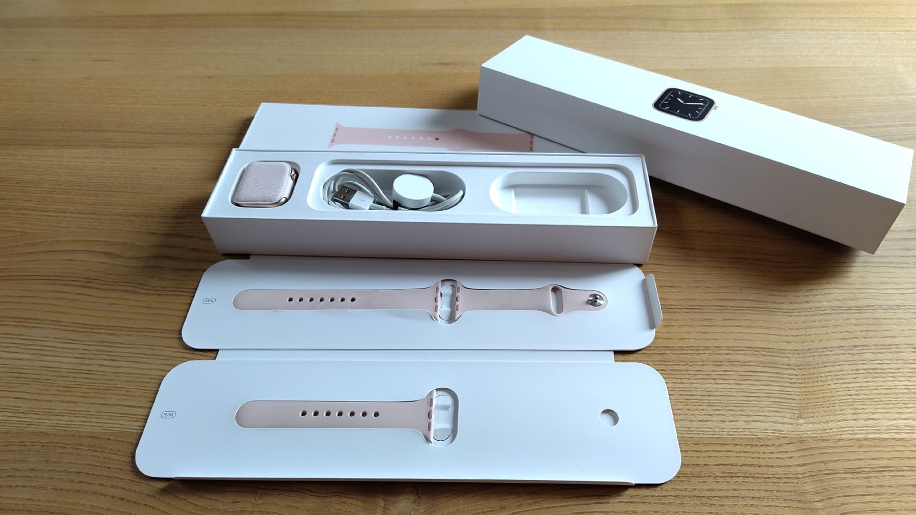 Apple Smartwatch: Apple Watch Series 6, 40mm, Rosa. – Usato da Bolligen venduto da PhilHan