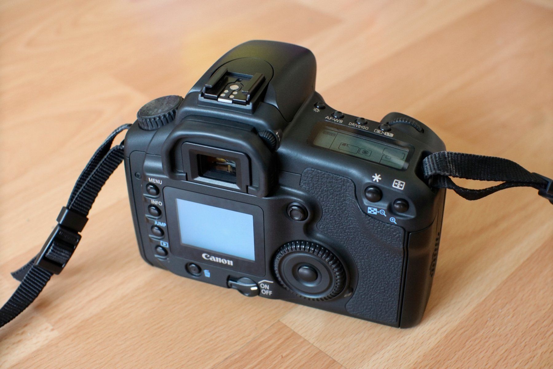 Canon Kamera: Canon EOS 20D Komplettset, mit 2 Objektiven. Ab 1 chf – Gebraucht aus Uzwil von Kriceuk 1