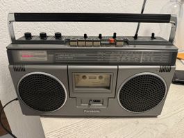 Panasonic RQ-4050LJ Boombox Radio