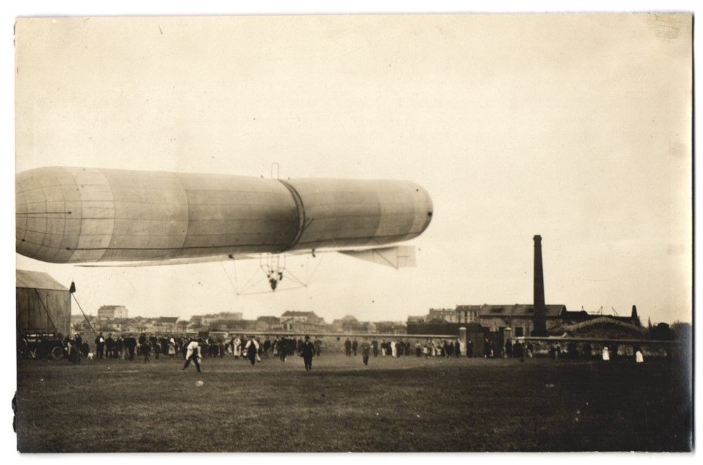 Photos & affiches: Fotografie M. Branger, Paris, Zeppelin,  – D'occasion à Berlin par bartko-reher