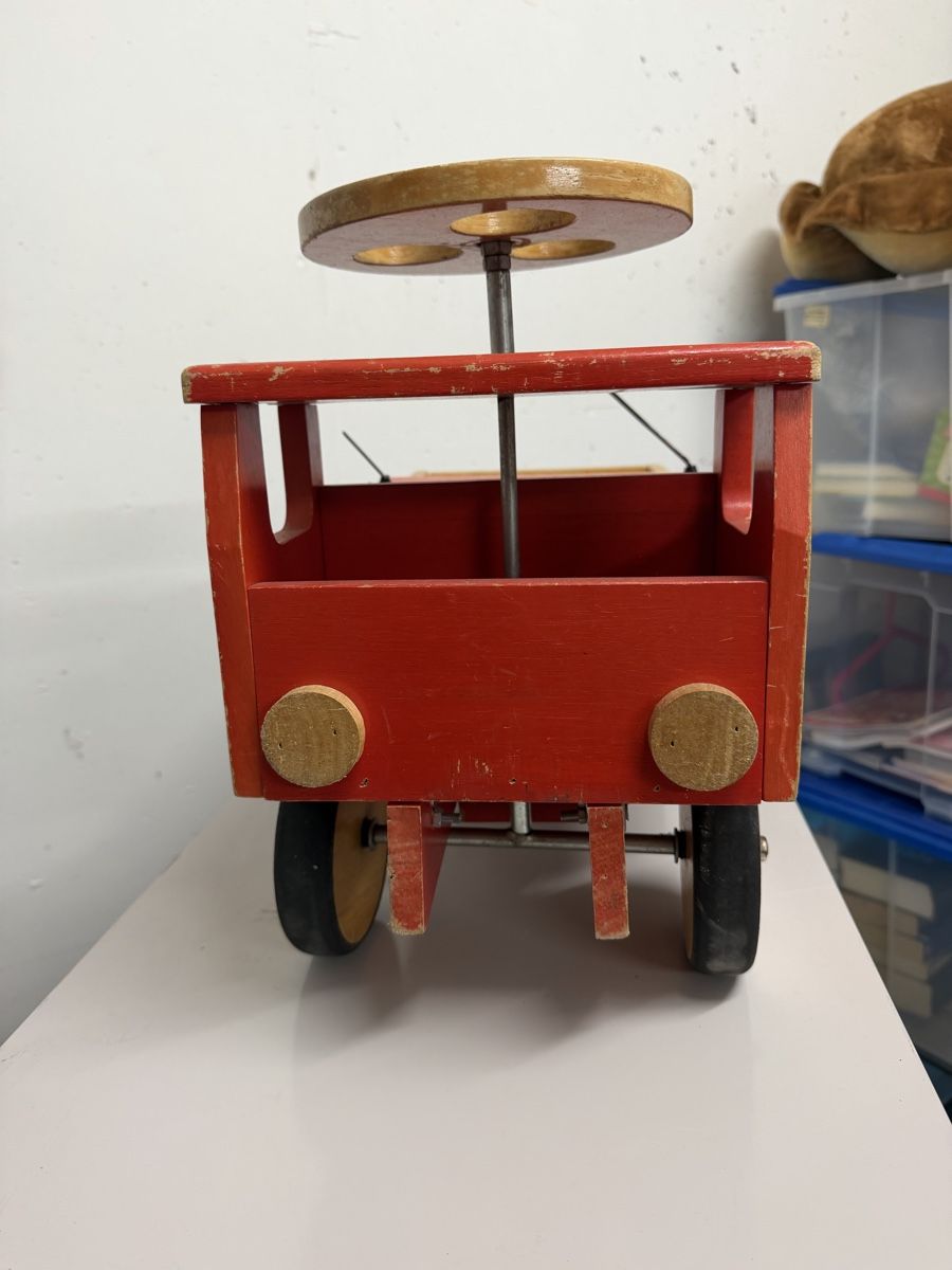 Véhicules pour enfants: Kinderlaufhilfe Lastwagen – D'occasion à Uster par oranger_pulli 1