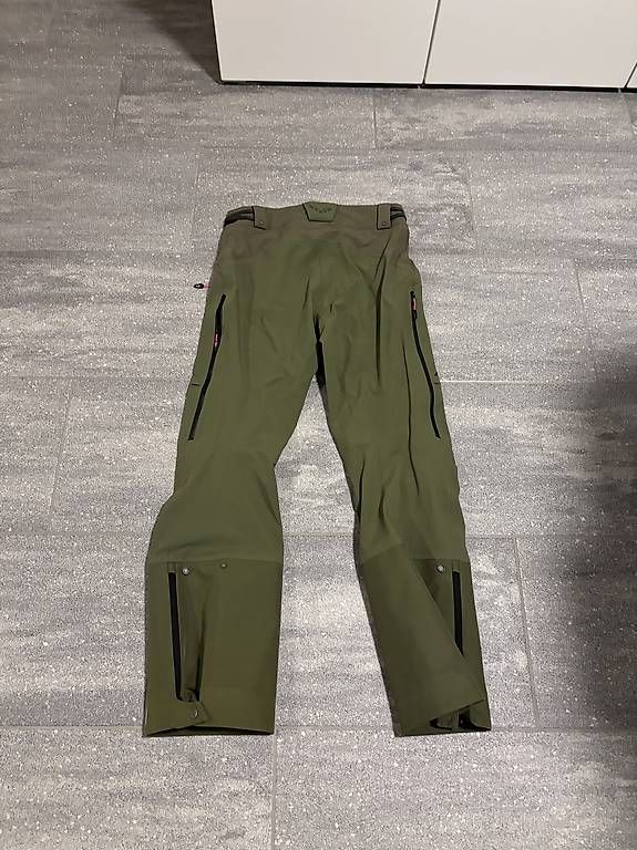 Dynafit Completi & Tailleur: Dynafit Skitouren Jacke & Hose – Usato da Hohenrain venduto da 85sabrina 3