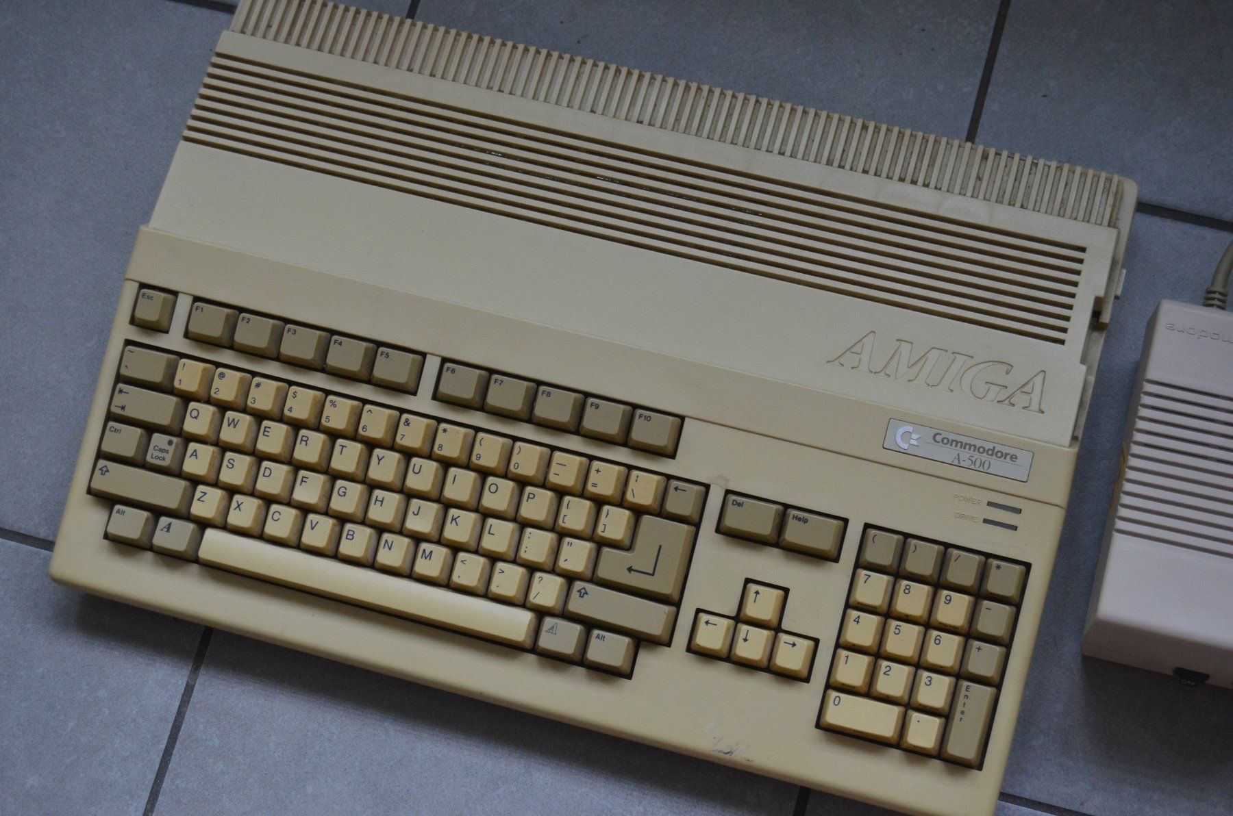 Commodore PC: Amiga Commodore A-500 – Difettoso da Collonges venduto da arashee 1