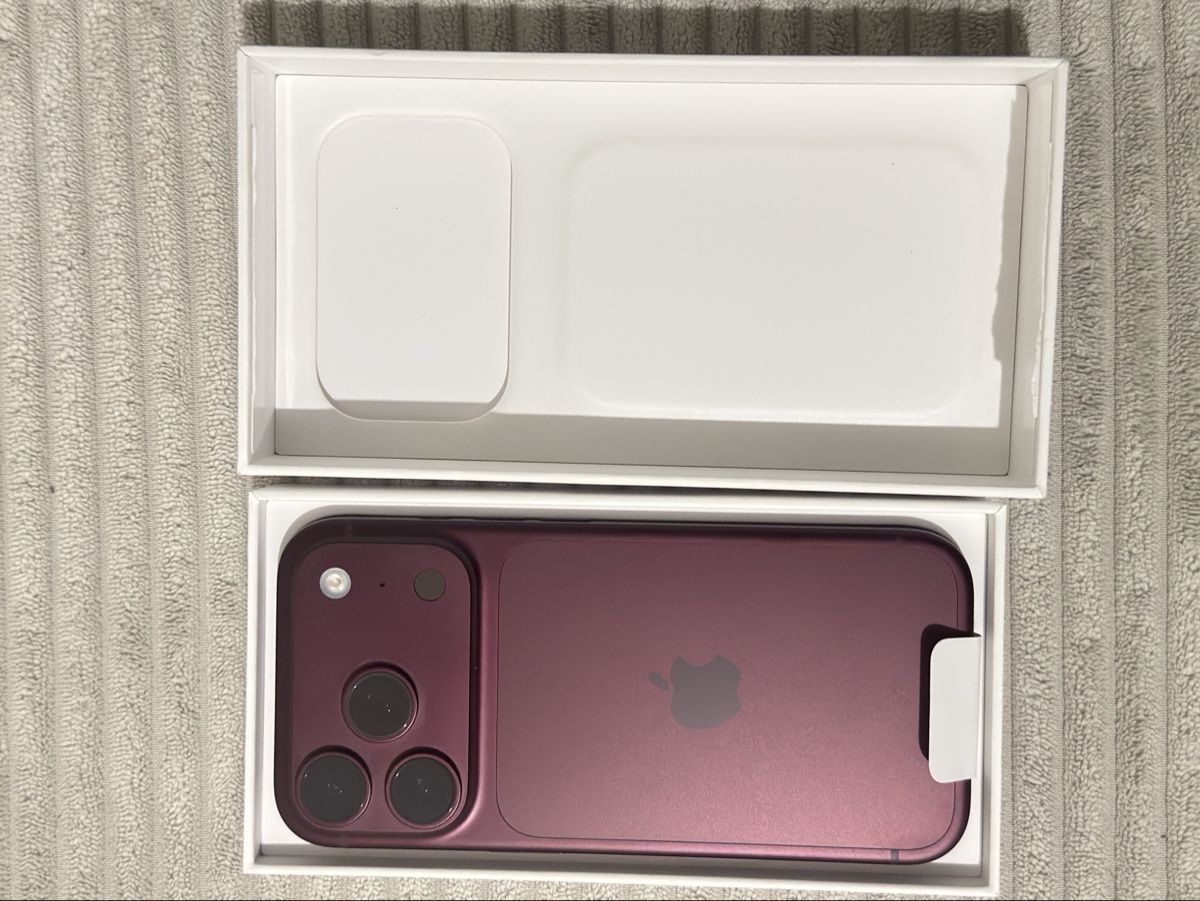 Apple Handys / Smartphones: iPhone 18 pro 256GO – Neu (gemäss Beschreibung) aus Genève von 5826 2