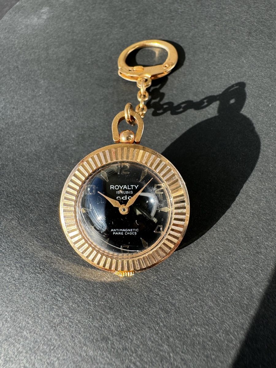 Uhren: Goldfarbene Taschenuhr "ROYALTY" – Gebraucht aus Zollikofen von Comcast 4