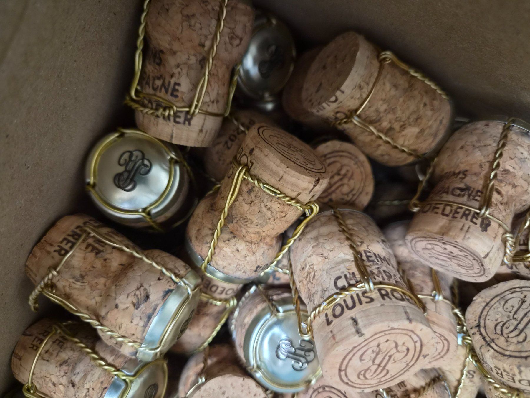 Flaschenöffner & -verschlüsse: 200 x Korken Champagner Louis Roederer – Gebraucht aus Wetzikon ZH von Tothart 6