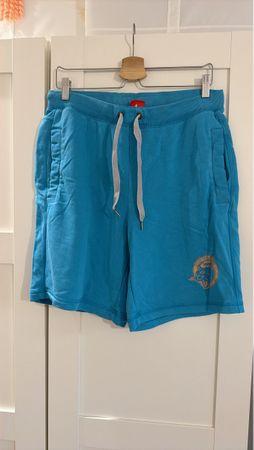 Sommerliche, hellblaue Sportshorts, Grösse L, Top Zustand
