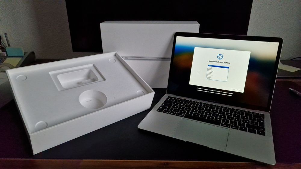 Apple Notebook: MacBook Air 2019 (13 Zoll, Retina) – Usato da Grafstal venduto da Idrizi71