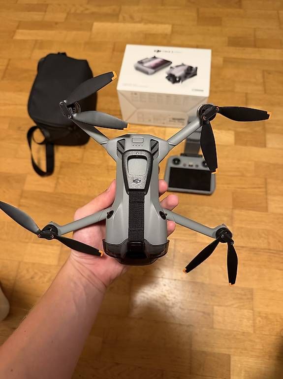 RC Modellbau: DJI Mini 5 Pro Fly More Combo – Gebraucht aus Noréaz von tff_l8lk 2