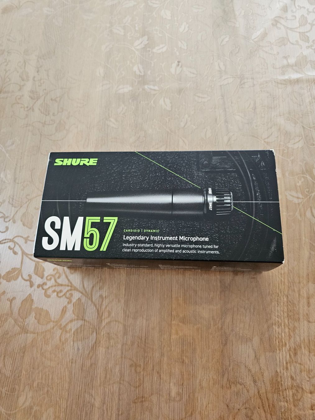 Shure Microfoni: Shure SM57 – Nuovo e nell'imballaggio originale da Gordola venduto da ale_z5t7