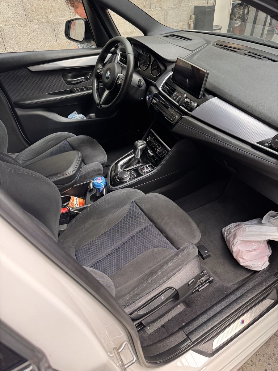 BMW Autos: BMW 220d xDrive Gran Tourer Pack M – Gebraucht aus La Plaine von WDS 6