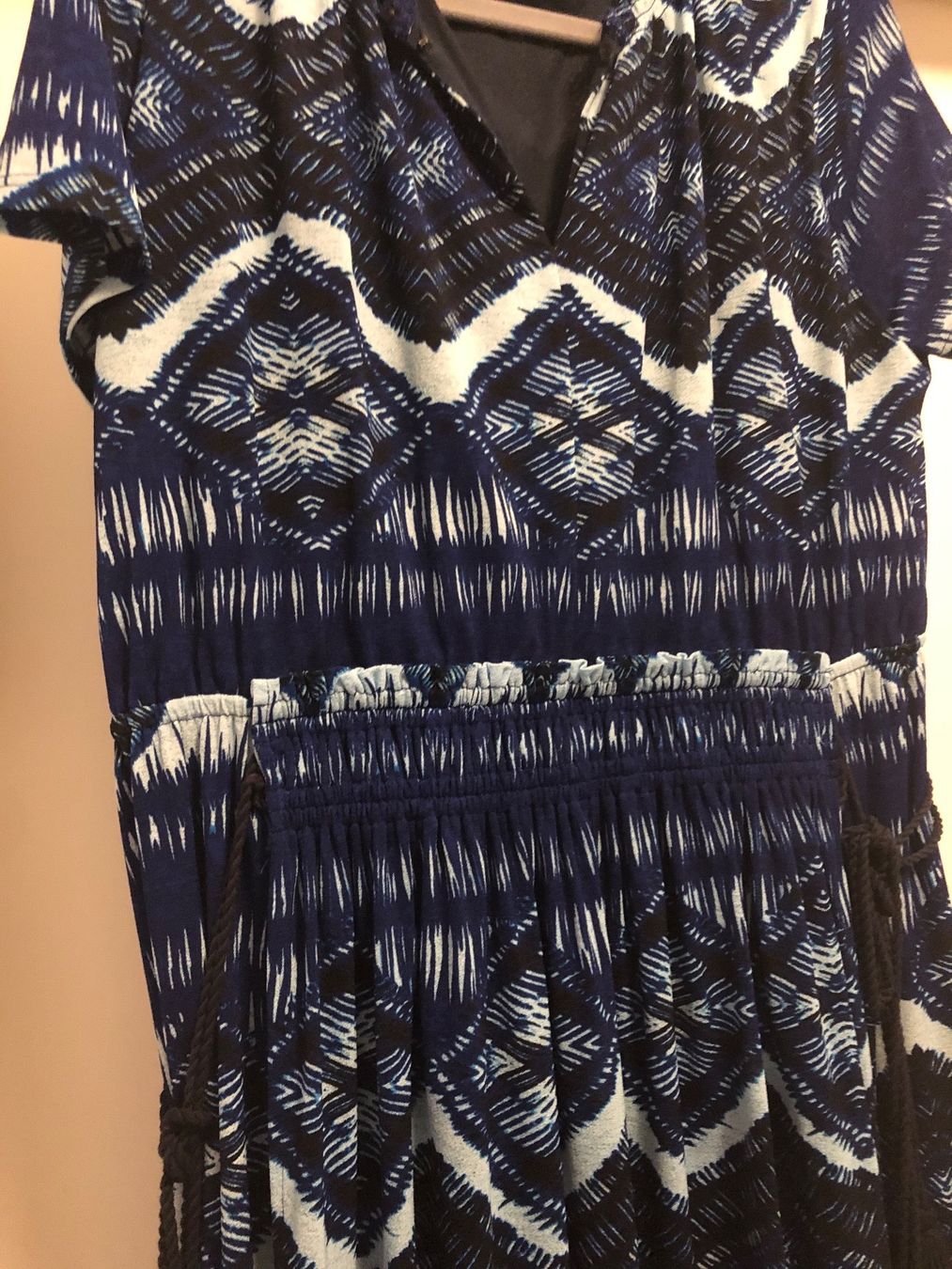 Steffen Schraut Vestiti: Steffen Schraut wunderschönes Kleid LP 320.- – Nuovo (secondo la descrizione) da Buchs-ZH venduto da Frauenkleidermarkt 4