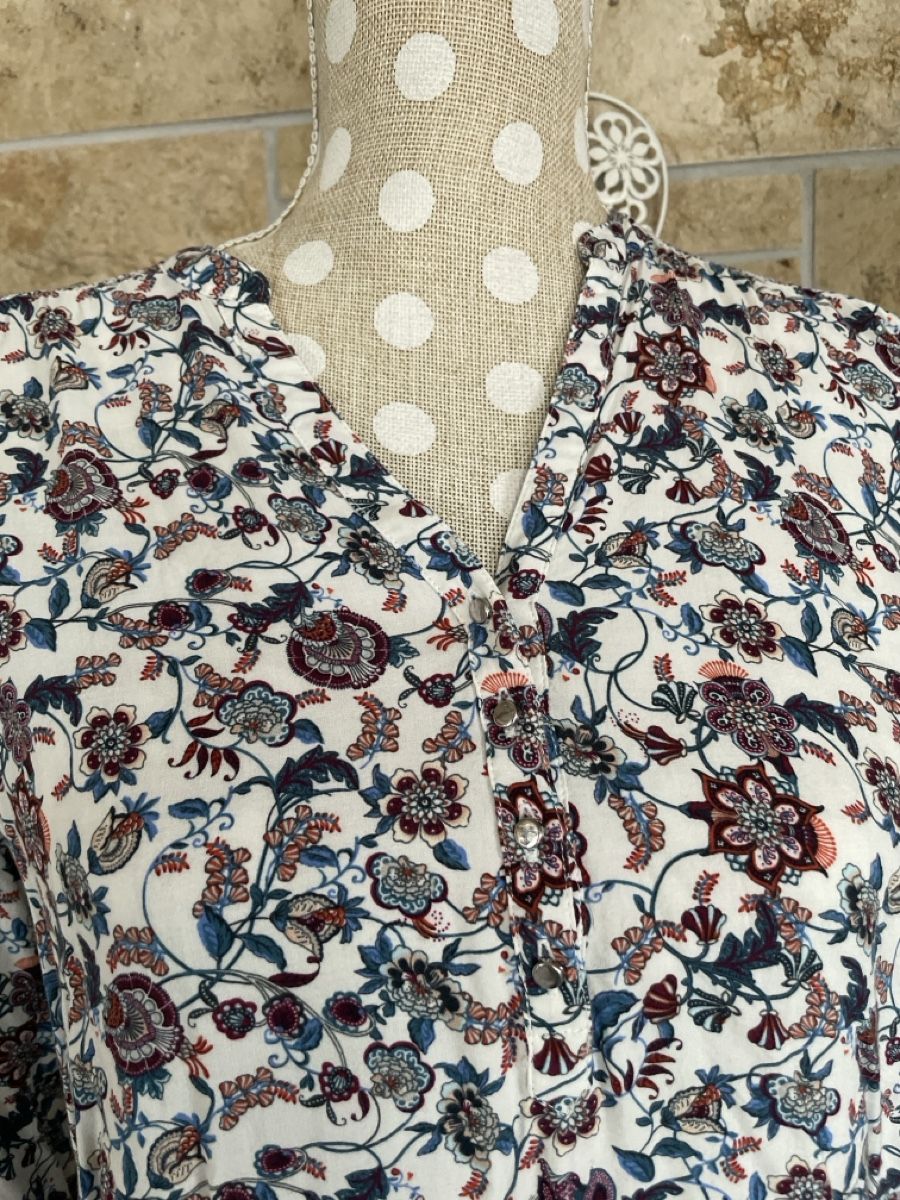 Esprit Camicette: Esprit Bluse, Grösse 36, Langarm, Blumenmuster, Top Zustand – Usato da Henggart venduto da Engelsi 1