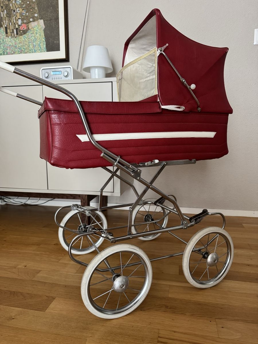 Puppenwagen: vintage Puppenwagen – Gebraucht aus Galgenen von rpoto 1