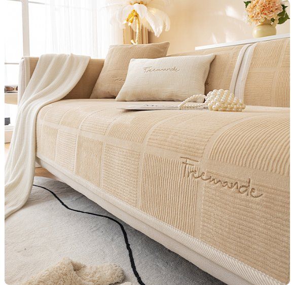 Coperte: Beige Sofa-Abdeckung / Sofa-Bezug 110 x 160 cm - 223440 – Usato da Küssnacht am Rigi venduto da Good4Deckeli