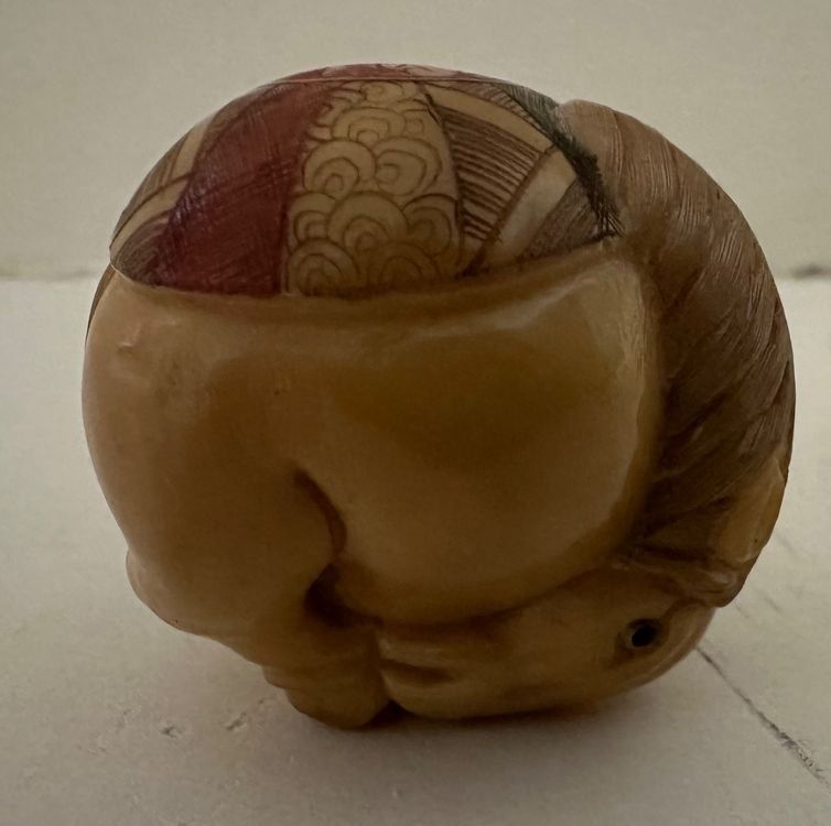 Statuette: Japanische Netsuke aus Tagua-Nuss >>Pferd<< – Usato da Hinwil venduto da Chnap 2