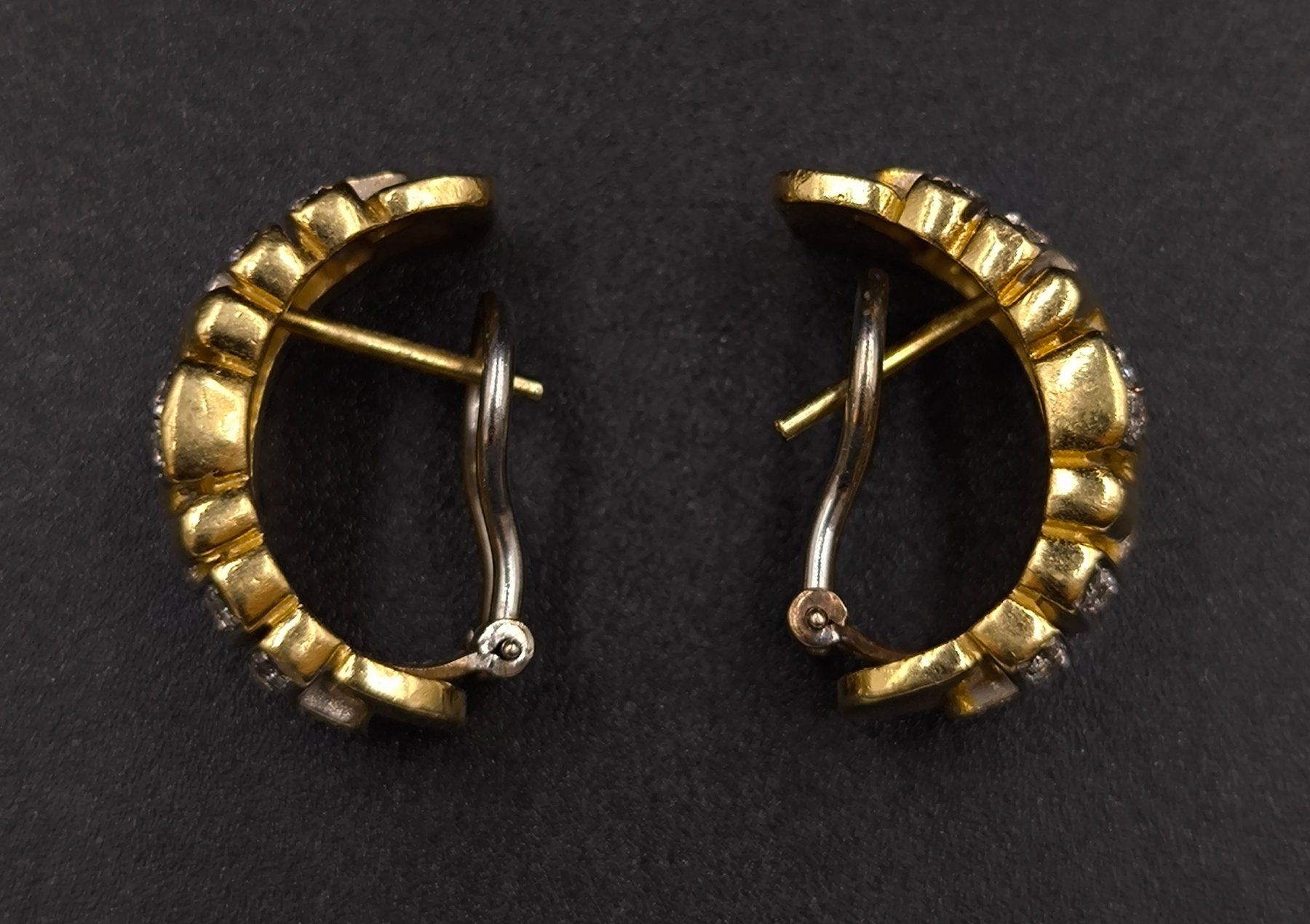 Ohrringe & -stecker: Ohrringe mit Diamanten – Gebraucht aus Rorschacherberg von snOOpydOg11 2