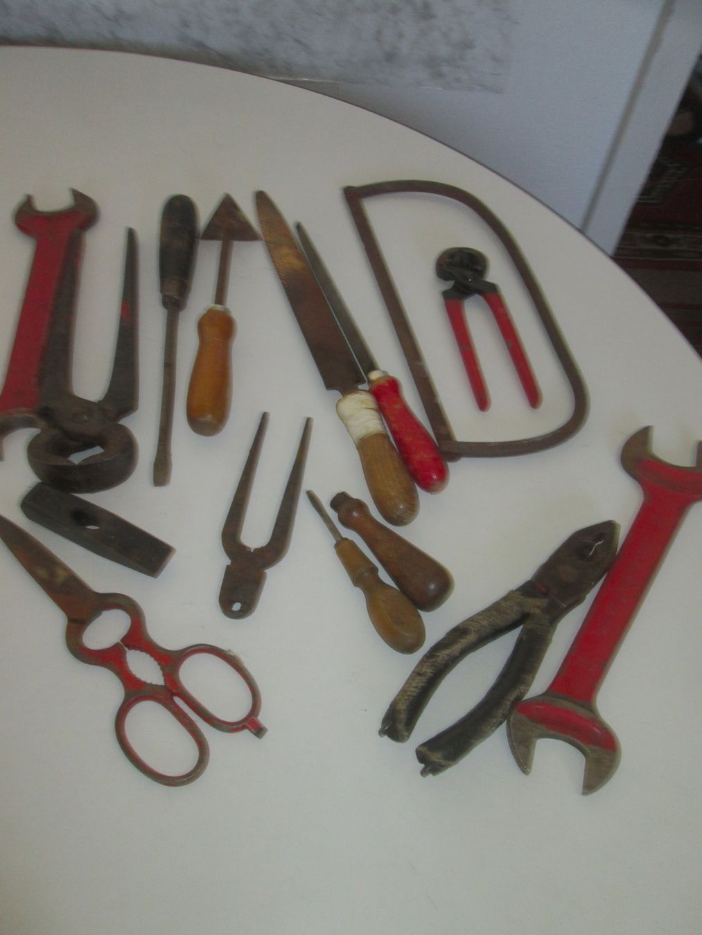 Eisenwaren: Vintage-Arbeitszubehör – Gebraucht aus Sementina von babucia