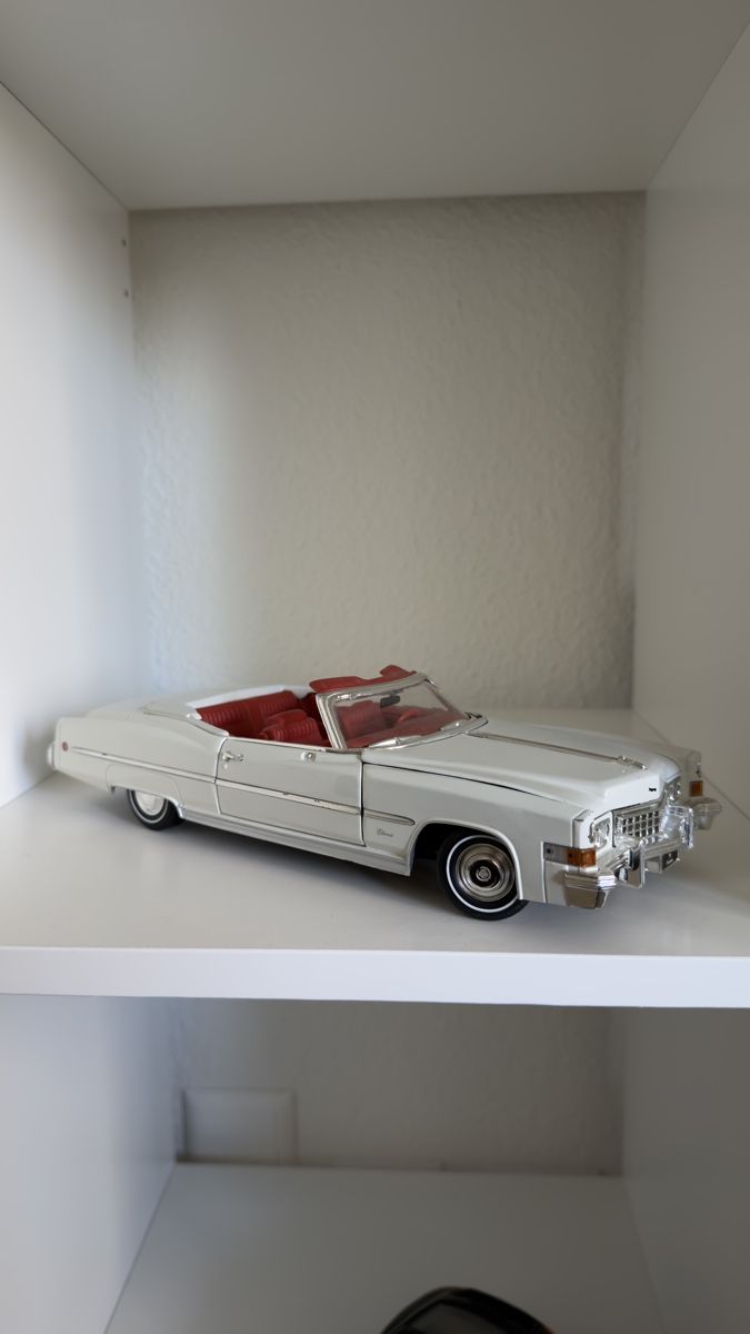 Cadillac Modellini d'auto: Cadillac Eldorado Cabriolet, Modellauto, Top Zustand! – Nuovo (secondo la descrizione) da Allschwil venduto da Ufuk-Ekinci