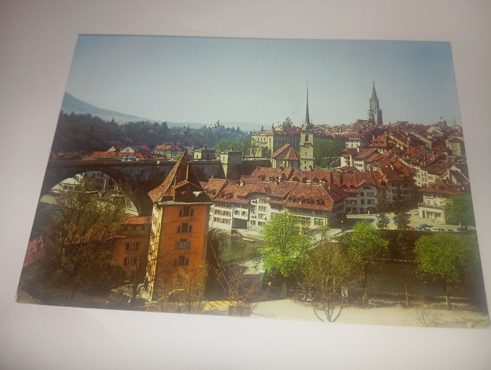 Cartes postales: Ansichtskarte Bern Nydeggbrücke  – D'occasion à Belp par Guadalupe84