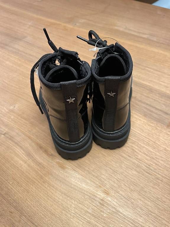 Damenschuhe: Schnürstiefelette NEU – Gebraucht aus Bern von Milena2323 1
