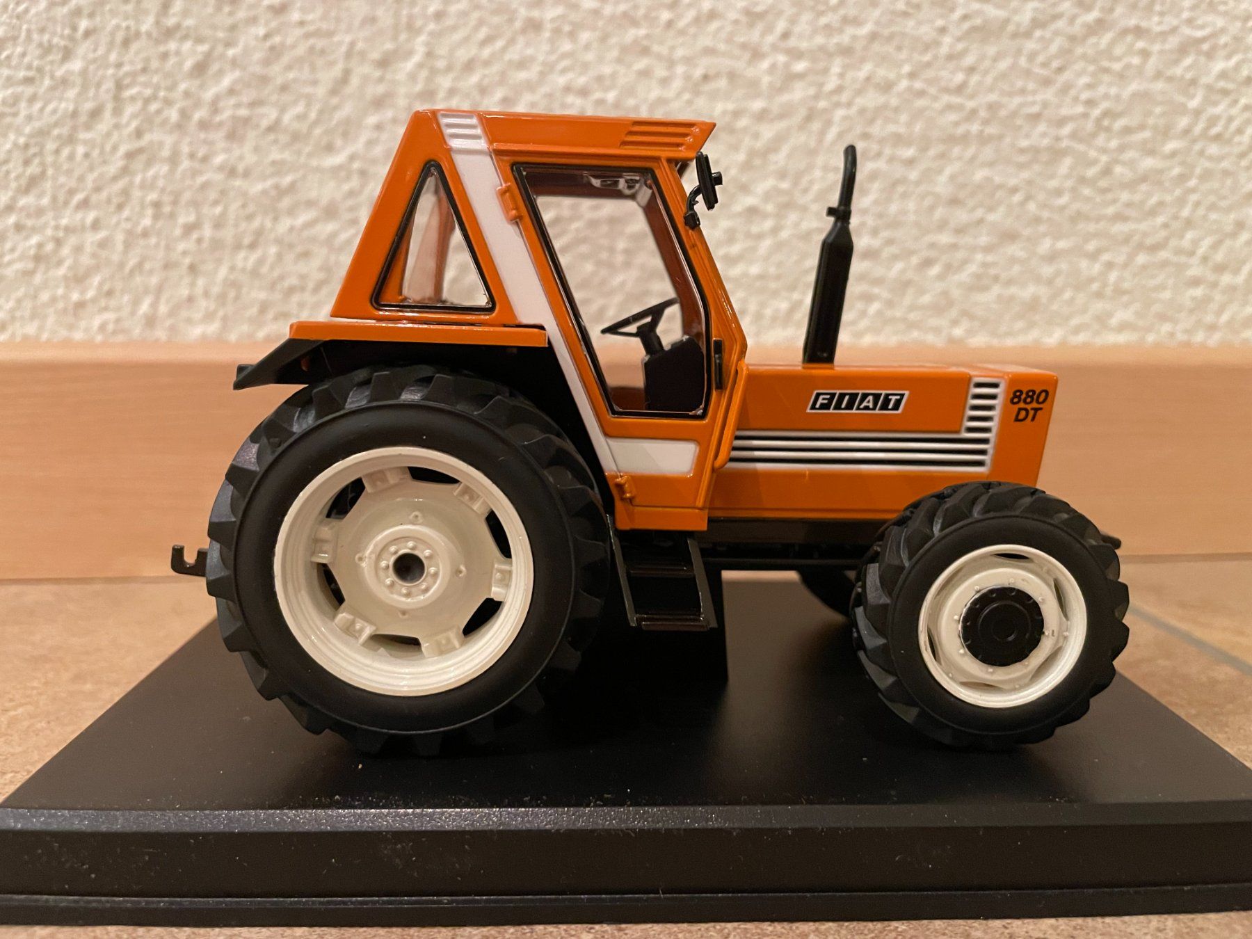Fiat Tracteurs: Fiat 880 DT – Neuf avec emballage d'origine à Kreuzlingen par Stefan1150 2