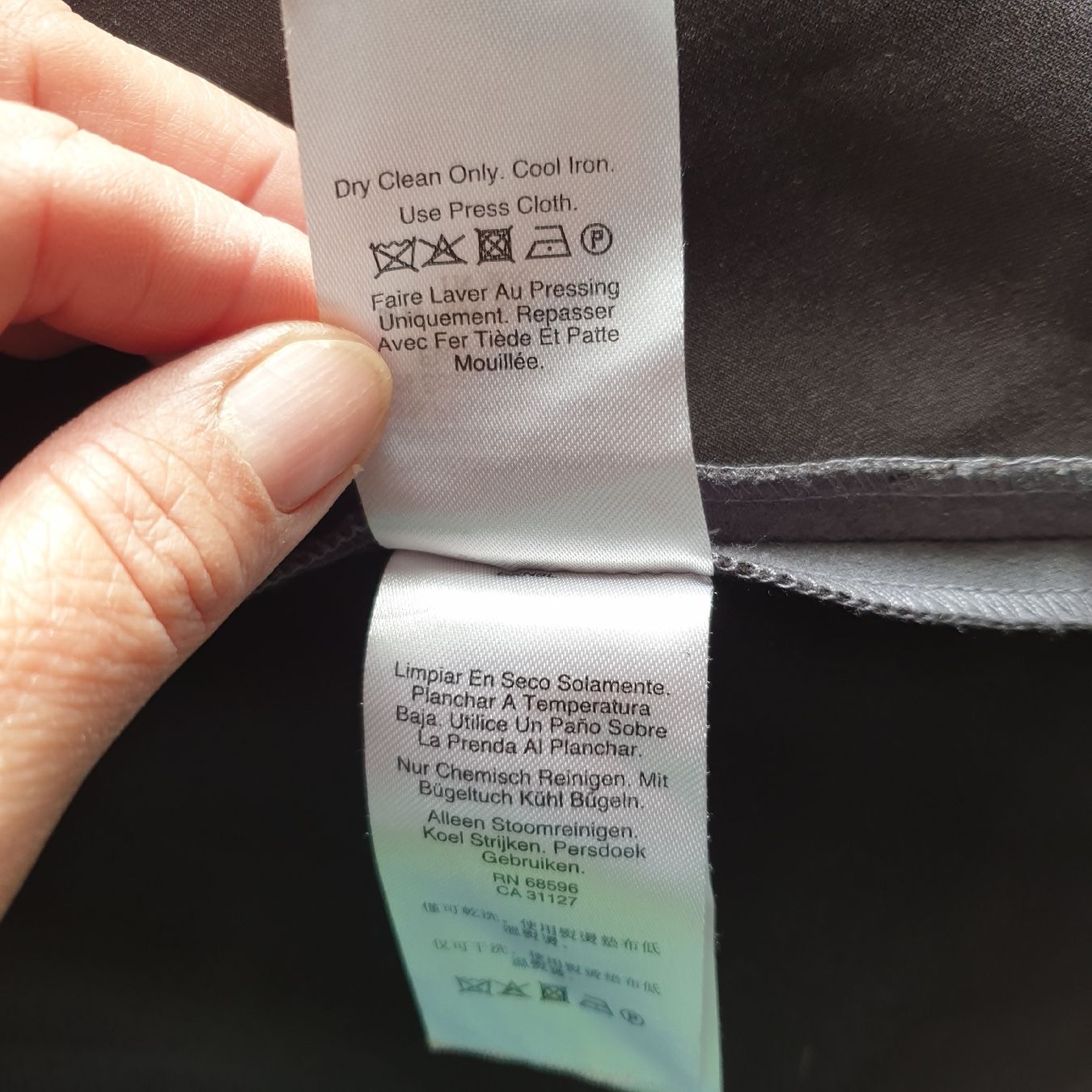 DKNY Vestiti: DKNY neues Kleid, Wildlederoptik Gr. 38 – Nuovo (secondo la descrizione) da Frenkendorf venduto da Moon111 7