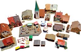 Modelleisenbahn Gebäudekonvolut / Dorfszene / Kirche / Mühle