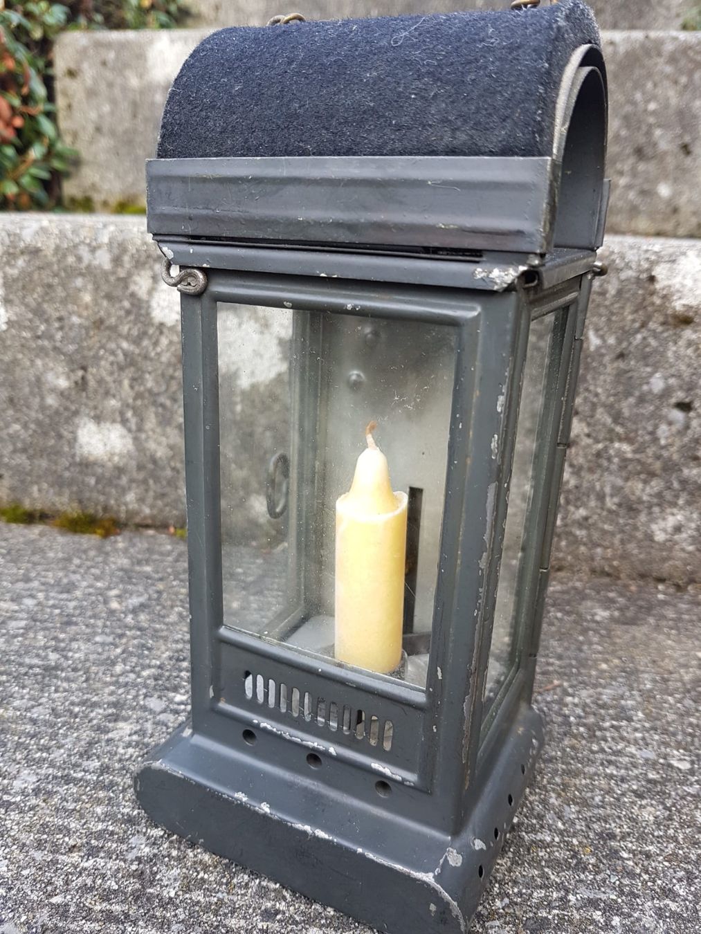 Schweizer Armee Lampen: Karren-Laterne Infanterie Schweizer Armee – Gebraucht aus Luzern von sil_v7yf